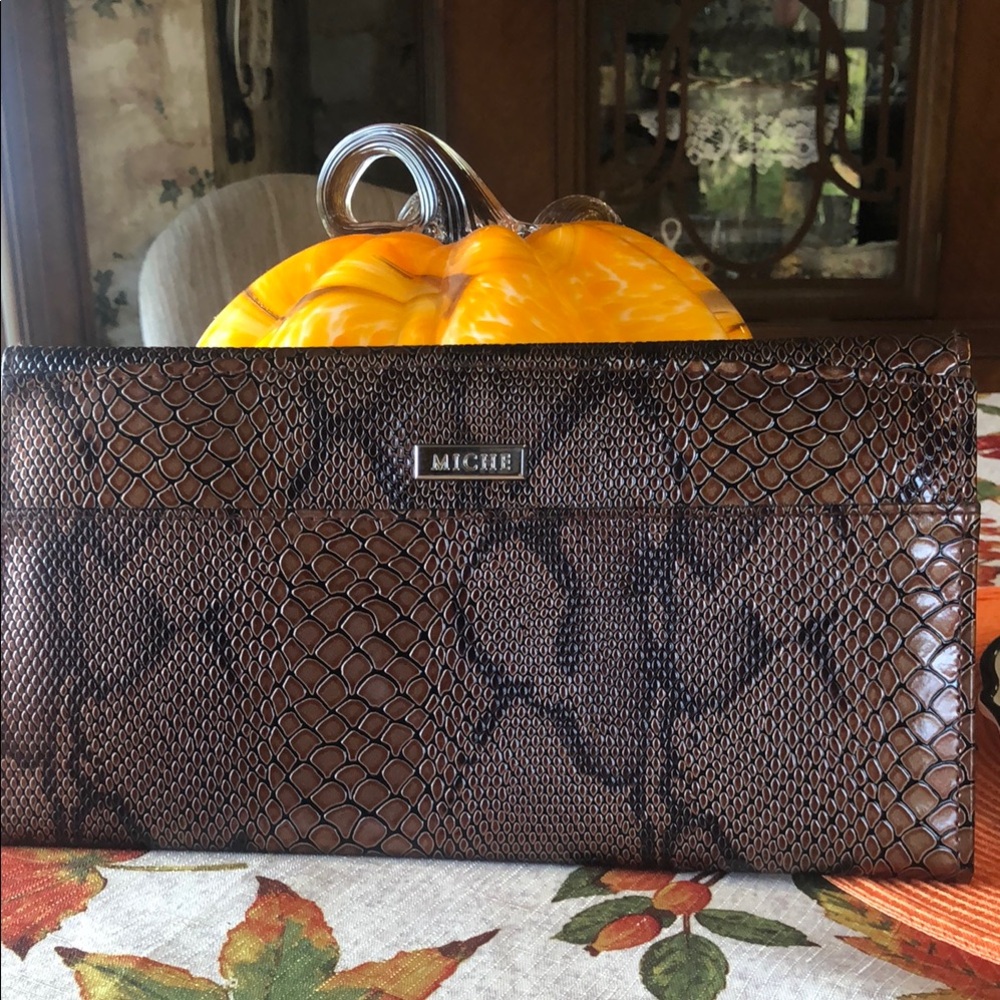 MICHE Brown Snakeskin Shell